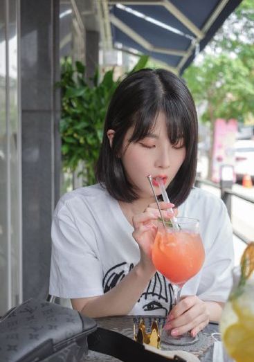 女朋友的闺蜜6韩国三级