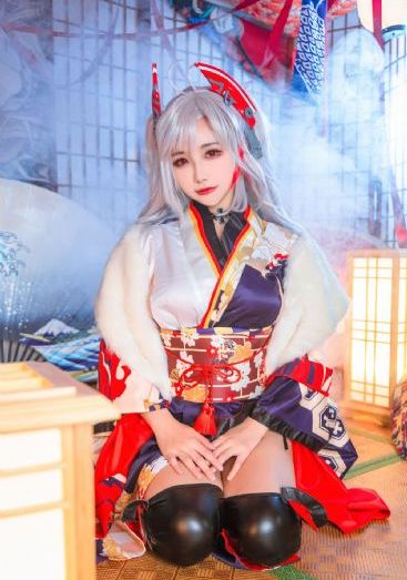 默绘女高