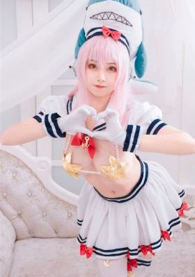 溪边春色